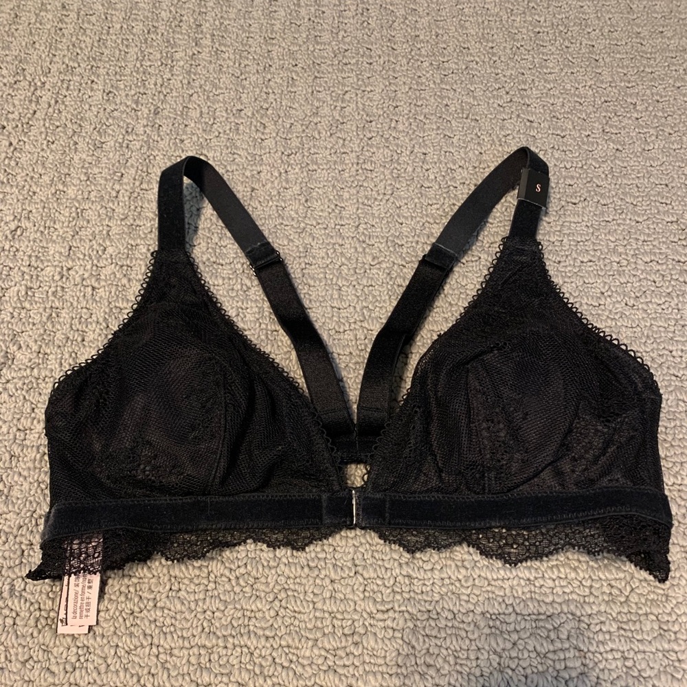NWT Victoria’s Secret Bralettes Sz S